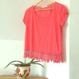 Coral top with bottom fringe